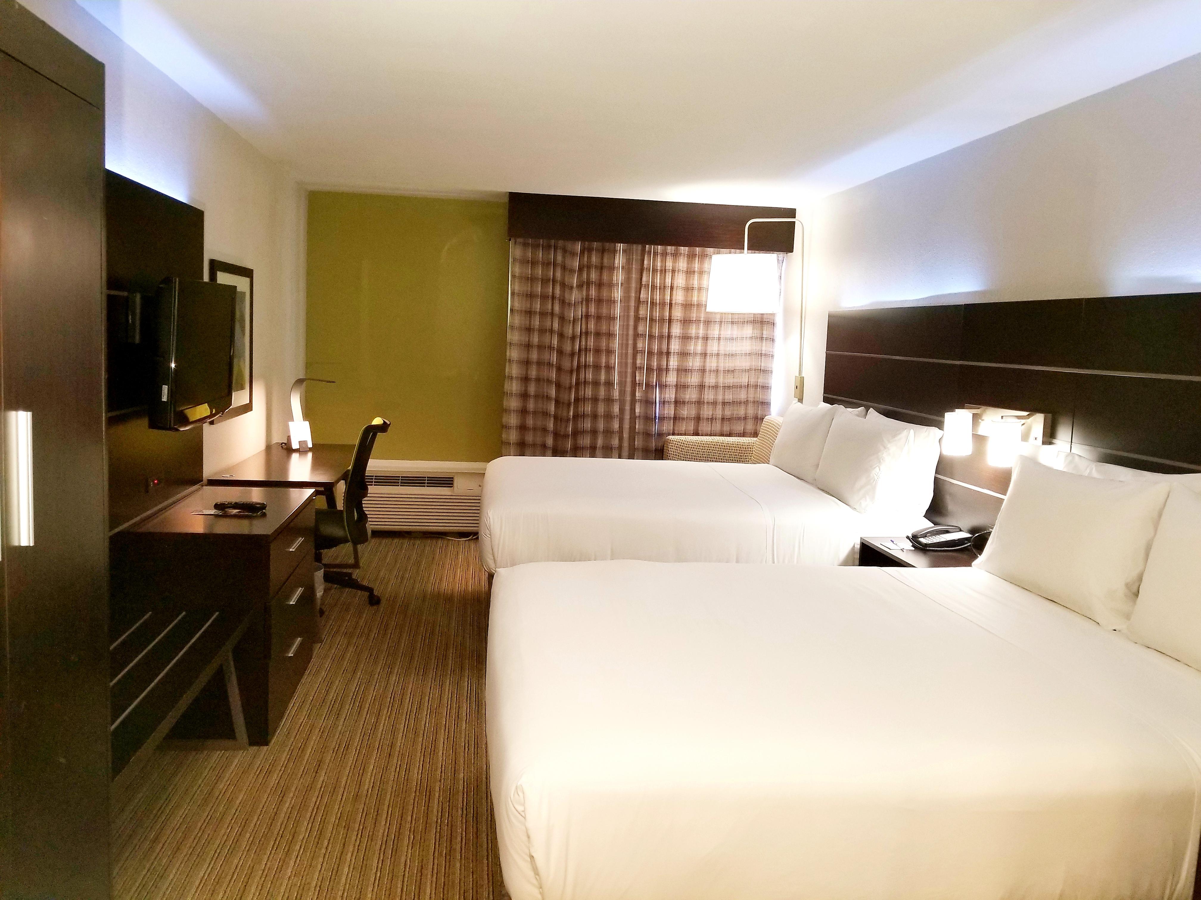 Holiday Inn Express Hotel & Suites Miami - Hialeah By Ihg Екстериор снимка