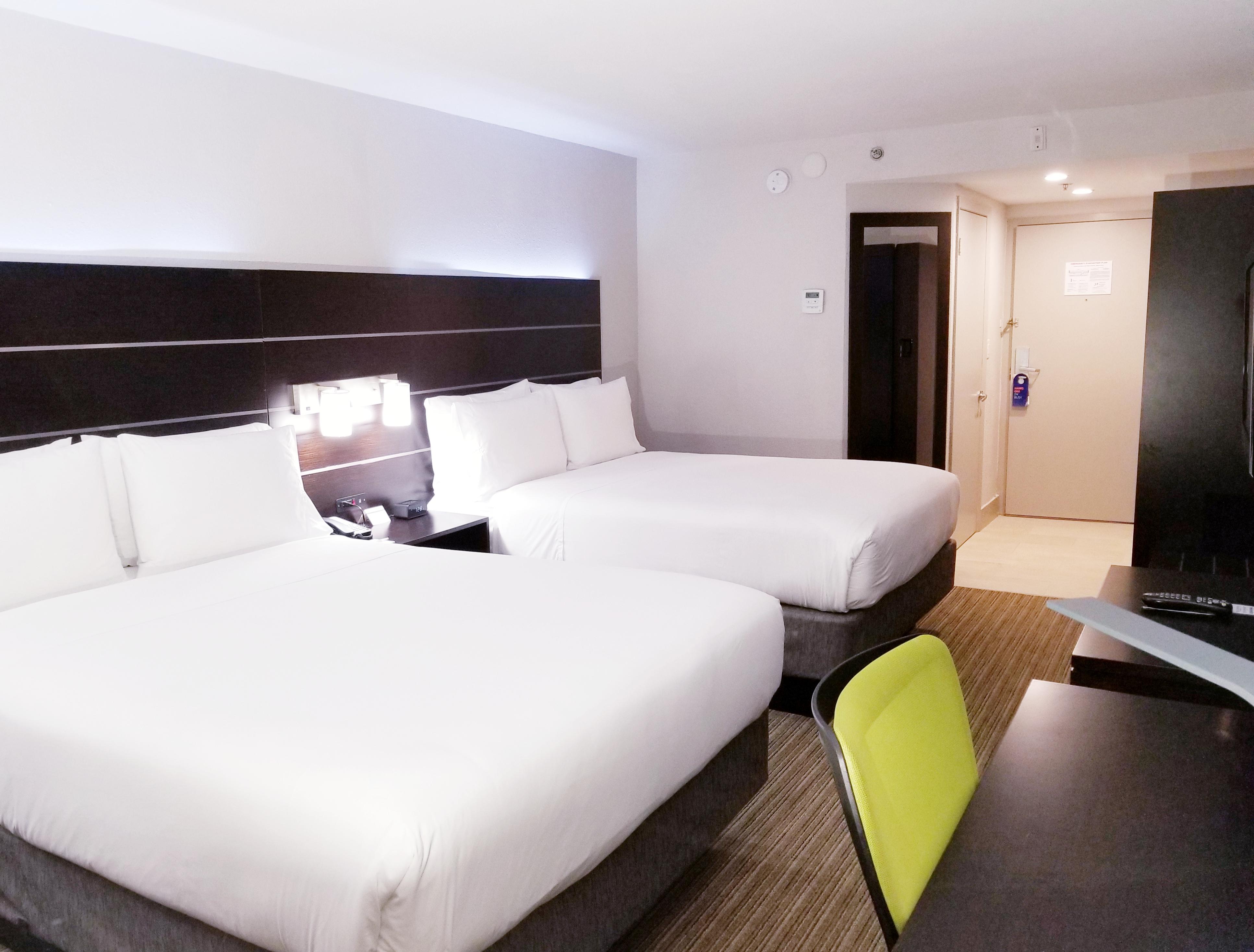 Holiday Inn Express Hotel & Suites Miami - Hialeah By Ihg Екстериор снимка
