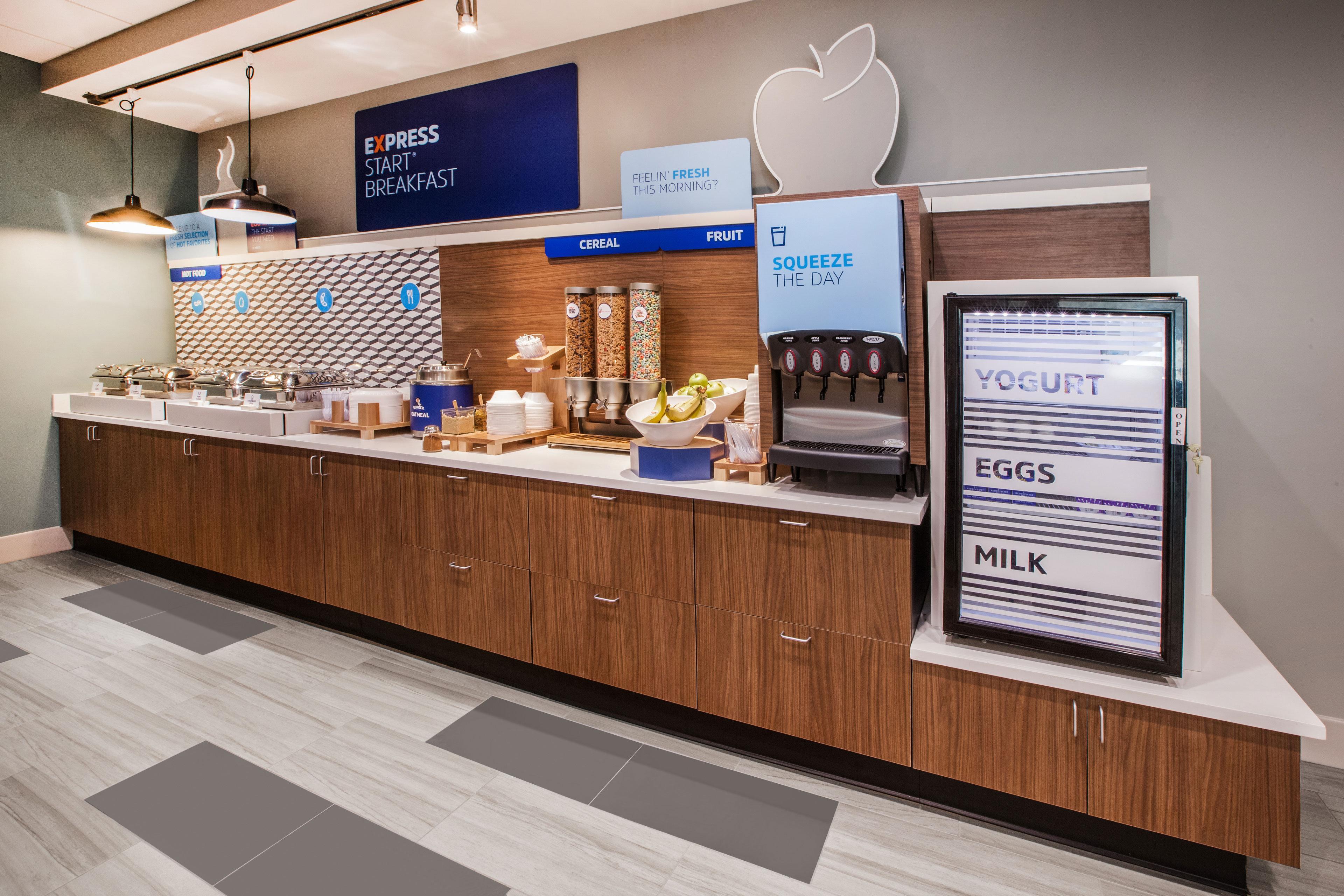 Holiday Inn Express Hotel & Suites Miami - Hialeah By Ihg Екстериор снимка