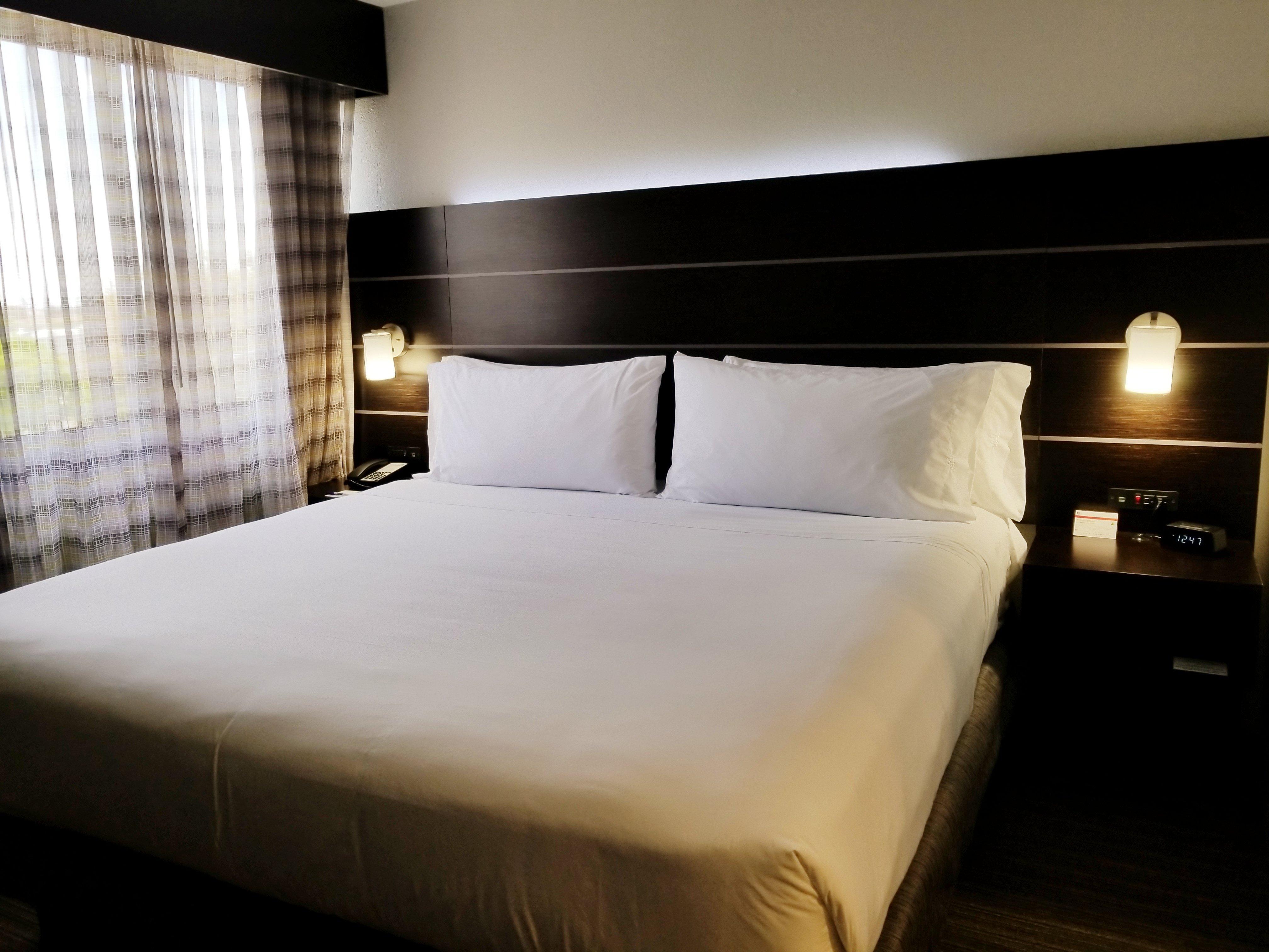 Holiday Inn Express Hotel & Suites Miami - Hialeah By Ihg Екстериор снимка