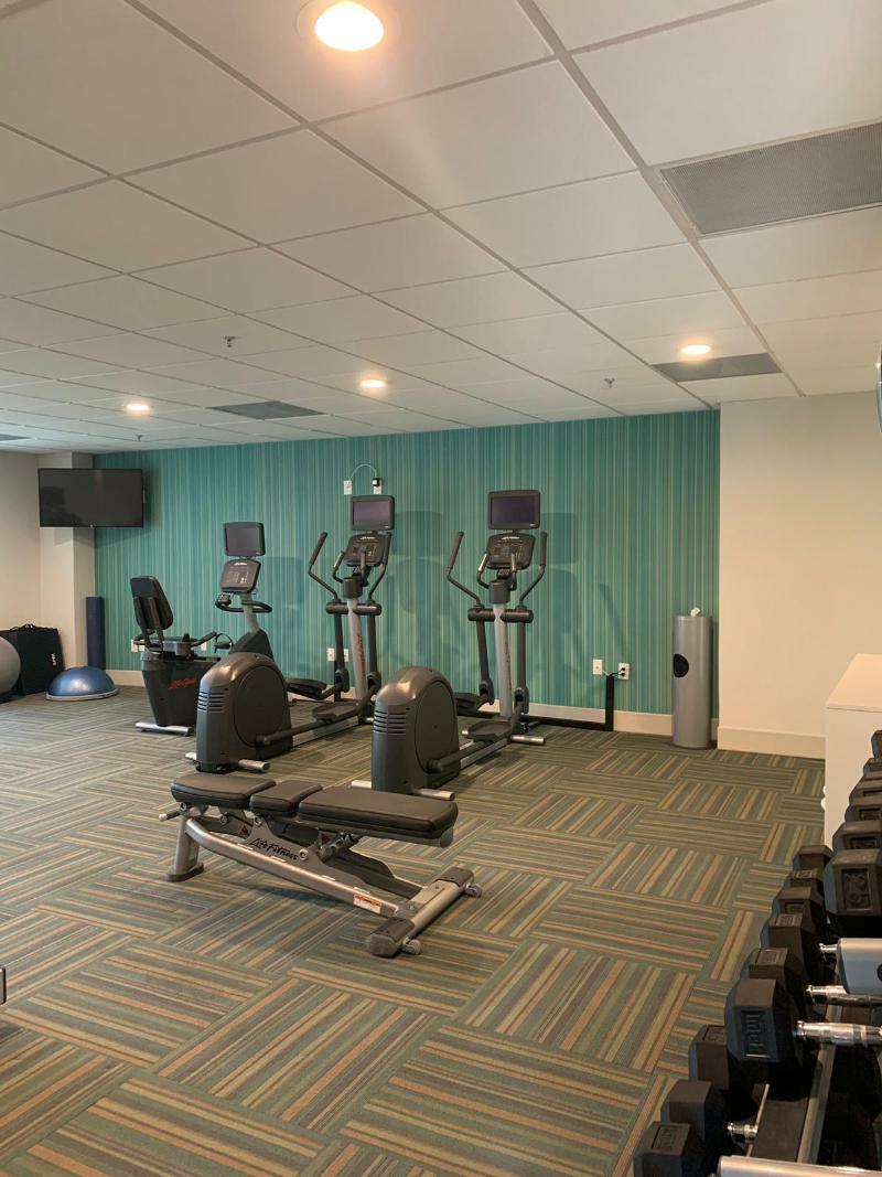 Holiday Inn Express Hotel & Suites Miami - Hialeah By Ihg Екстериор снимка