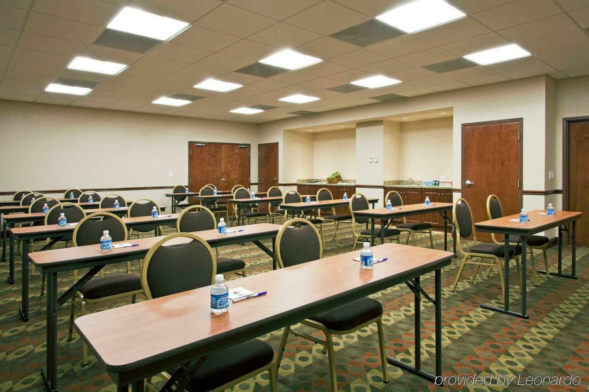 Holiday Inn Express Hotel & Suites Miami - Hialeah By Ihg Екстериор снимка